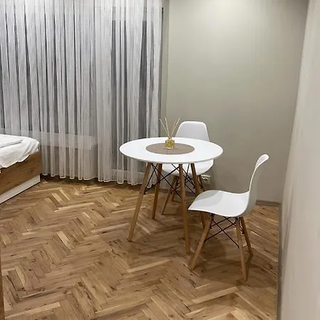 Πανσιόν Ivet Guest